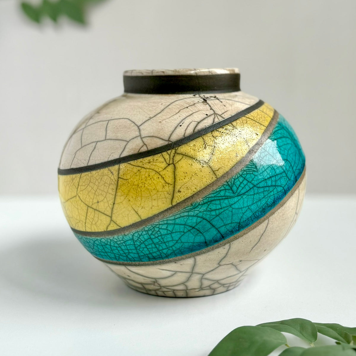 Raku Raku Crackle Yellow Sky Wave – Glaze On Studio