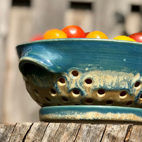 Berry Bowl in Peacock and Honeycomb