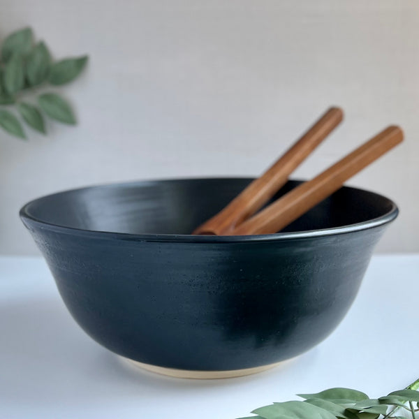 XL Salad Bowl in Matte Black