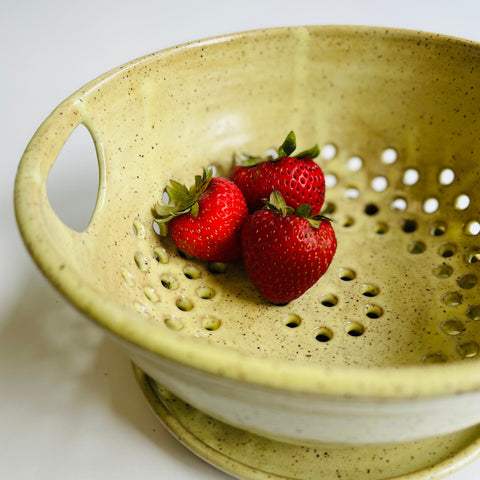 Berry Bowl in Cornsilk